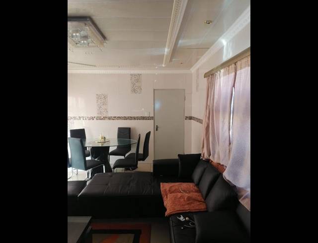 3 BEDROOM HOUSE FOR SALE IN OLIEVENHOUTBOSCH